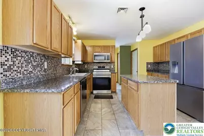 104 Corine Way, Ross Twp, PA 18353 - Photo 25