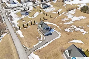 104 Corine Way, Ross Twp, PA 18353 - Photo 7