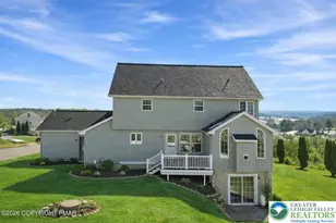 104 Corine Way, Ross Twp, PA 18353 - Photo 5