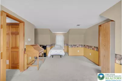 466 E Chestnut Street, Nazareth, PA 18064 - Photo 25