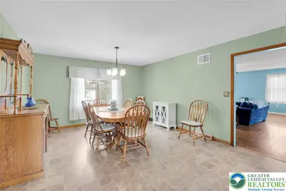 466 E Chestnut Street, Nazareth, PA 18064 - Photo 11