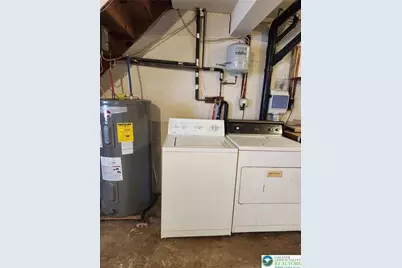 614 E Main Street, Bath, PA 18014 - Photo 5