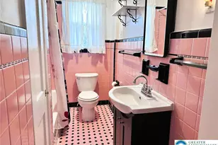 2329 S Law St, Allentown City, PA 18103 - Photo 11