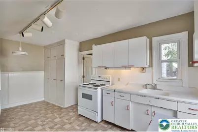 126 S 2nd Street, Quakertown, PA 18951 - Photo 13