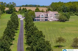 2100 Fox Hollow Ln, Upper Hanover Twp, PA 18041 - Photo 95