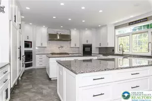 2100 Fox Hollow Ln, Upper Hanover Twp, PA 18041 - Photo 11