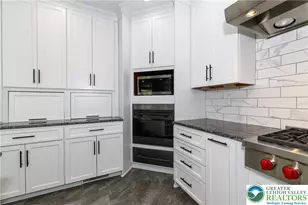 2100 Fox Hollow Ln, Upper Hanover Twp, PA 18041 - Photo 13