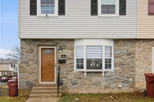 418 Carolina Ave, Whitehall Township, PA 18052 - Photo 1