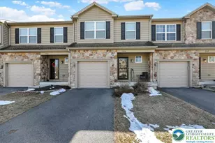 1034 Yarn Ct, Mohrsville, PA 19541 - Photo 1