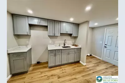 11 Early Street, Wilson Boro, PA 18042 - Photo 5