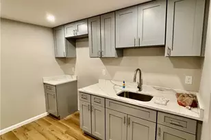 11 Early St, Wilson Boro, PA 18042 - Photo 5