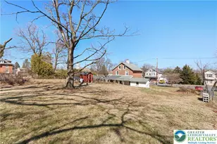 442 Franklin St, Alburtis Boro, PA 18011 - Photo 3