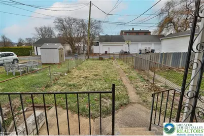622 E Locust Street, Bethlehem City, PA 18018 - Photo 41