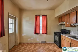 622 E Locust St, Bethlehem City, PA 18018 - Photo 15