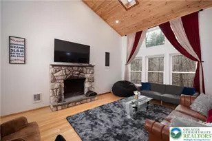 557 Lakeside Dr, Stroud Twp, PA 18301 - Photo 17