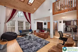 557 Lakeside Dr, Stroud Twp, PA 18301 - Photo 3