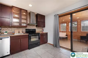 557 Lakeside Dr, Stroud Twp, PA 18301 - Photo 15