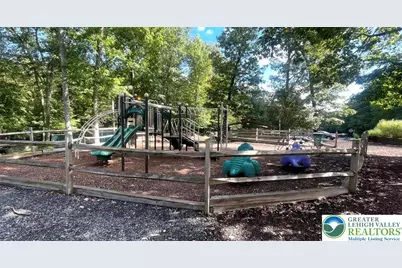 557 Lakeside Drive, Stroud Twp, PA 18301 - Photo 49