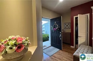 8536 Mayfair Ct, Upper Macungie Township, PA 18031 - Photo 7