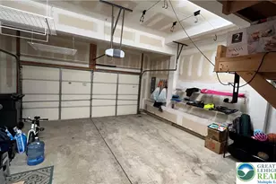 8536 Mayfair Ct, Upper Macungie Township, PA 18031 - Photo 11