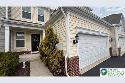 8536 Mayfair Court, Upper Macungie Township, PA 18031 - Photo 3