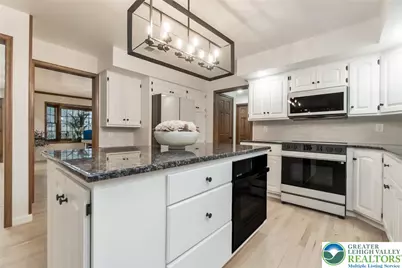 2739 Apple Valley Circle, North Whitehall Township, PA 18069 - Photo 21