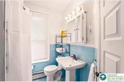 42 E Wall Street, Bethlehem City, PA 18018 - Photo 11