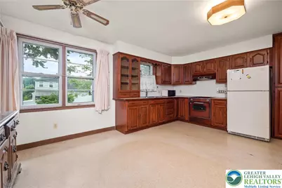 611 E Federal Street, Salisbury Township, PA 18103 - Photo 23