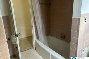 142 N 12th St, Allentown City, PA 18102 - Photo 9