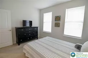 8035 Keystone Dr, Upper Macungie Township, PA 18031 - Photo 11