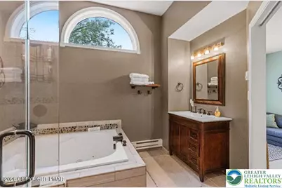 109 Laurelwoods Drive, Kidder, PA 18624 - Photo 11