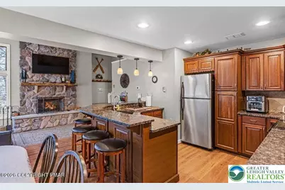 109 Laurelwoods Drive, Kidder, PA 18624 - Photo 7