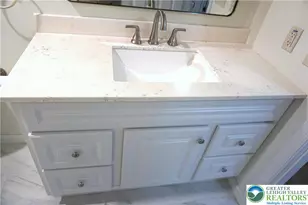 4651 Cheryl Dr, Hanover Twp, PA 18017 - Photo 13