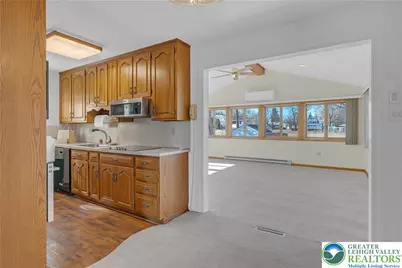 2203 Allwood Drive, Bethlehem City, PA 18018 - Photo 7