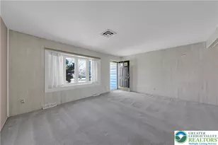 2203 Allwood Dr, Bethlehem City, PA 18018 - Photo 5