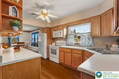 1902 Richmond Road, Easton, PA 18040 - Photo 3