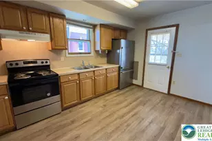 302 Cypress St, North Catasauqua Bor, PA 18032 - Photo 5