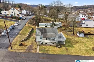 25 Spring St, Port Carbon, PA 17965 - Photo 5