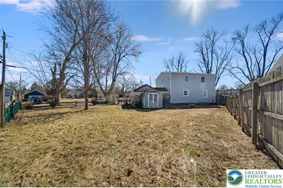 325 E Saucon Street, Hellertown, PA 18055 - Photo 15