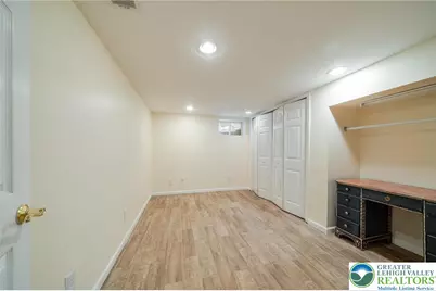 325 E Saucon Street, Hellertown, PA 18055 - Photo 13