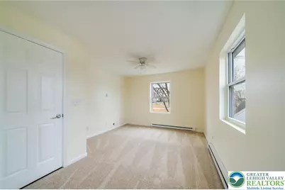 325 E Saucon Street, Hellertown, PA 18055 - Photo 11