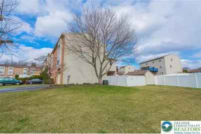 3439 Portland Drive, Whitehall Township, PA 18052 - Photo 3