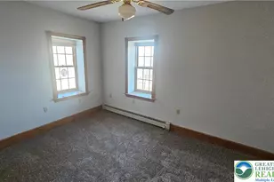 253 W Main St, Bath Boro, PA 18014 - Photo 15