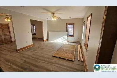 253 W Main Street, Bath, PA 18014 - Photo 11