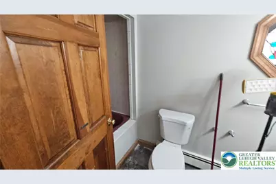 253 W Main Street, Bath, PA 18014 - Photo 19