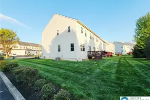 937 King Way, Upper Macungie Township, PA 18031 - Photo 9