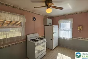 301 Tobias Dr, Hellertown Boro, PA 18055 - Photo 17