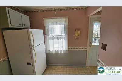 301 Tobias Drive, Hellertown, PA 18055 - Photo 19