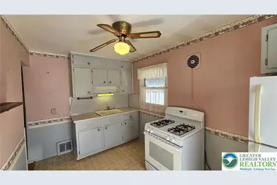 301 Tobias Drive, Hellertown, PA 18055 - Photo 15