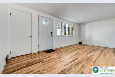 819 Fairview Avenue, Stroud Twp, PA 18360 - Photo 11